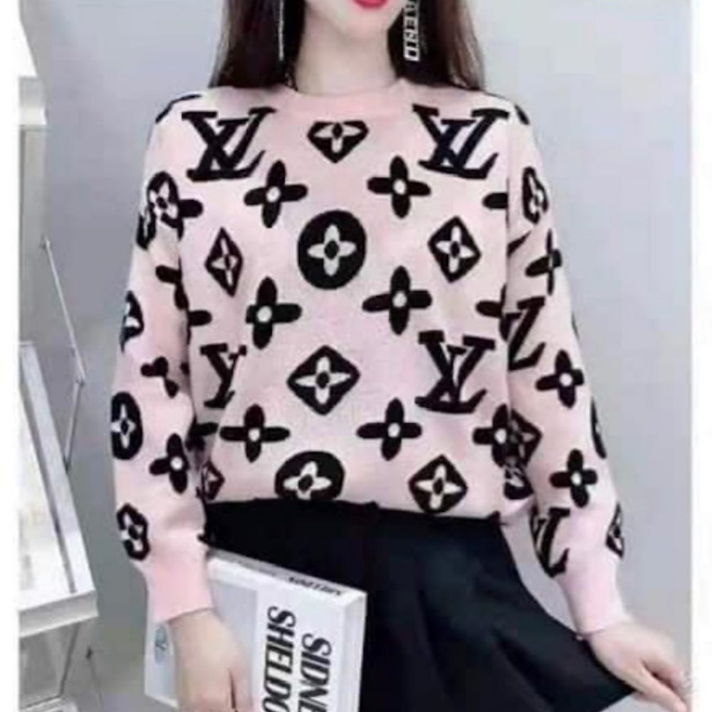 **LOUIS VUITTON LIKE  **NEW SWEATER